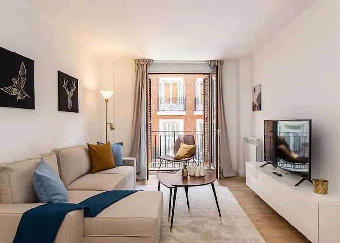 Nice Apartment Near Gran Via Val27
